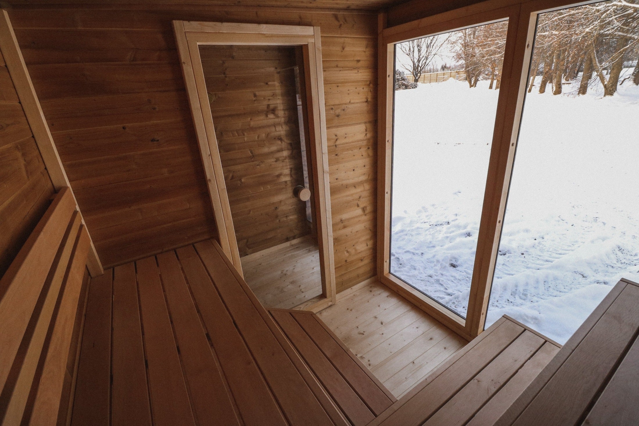 Leil Patio M 5 Person Outdoor Sauna with Changing Room